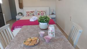 Odysseus Cozy Seaview Studio
