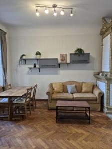Terbatas 63 Apartments - Two Bedroom