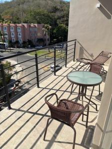 Santa Cruz Condo