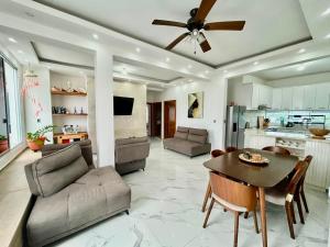 Penthouse A5 Vista Al Mar A 1 min de La Playa