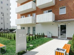 3-Bedroom ód Apartment with Balcony