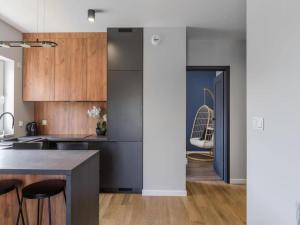 3-Bedroom ód Apartment with Balcony