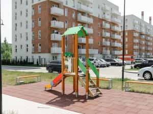 3-Bedroom ód Apartment with Balcony