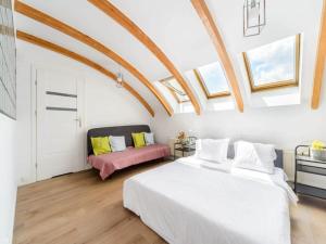 House in Saint-Pabu near Stunning Beaches