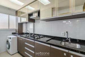 Ap c Churrasq. e Piscina em Canasvieiras RPC0305