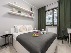 2-Bedroom Home with Balcony