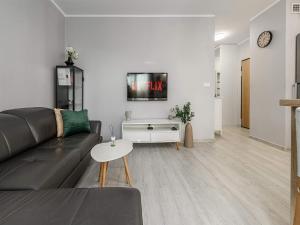 2-Bedroom Home with Balcony