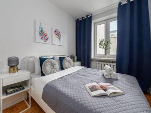 Charming Warsaw Apartment for 6