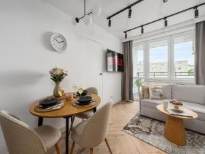 House in Saint-Pabu near Stunning Beaches