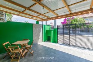 Casa 2Q c churrasqueira a 270m da Praia RUC0003