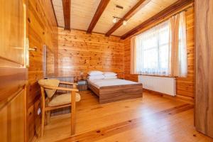 Comfortable holiday home with a fireplace