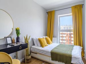 Quiet City Apartment for 4
