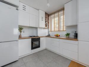 Ploudalmézeau Apartment near Treompan Beach