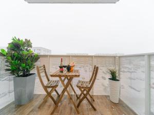 Mansion Haven in Lannilis for 8