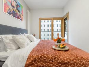 City Apartment with Balcony