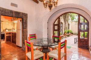 Old World Charm & Amazing Views in Historic Center
