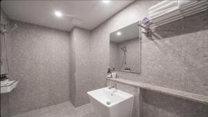 HOTEL lantana