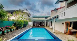 Serendipity Lake Villa