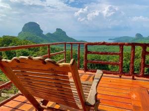 Koh Phaluai Eco Resort พลวยอีโค่ รีสอร์ท