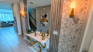 8955-Luxury 5BR Home at Champions Gate Resort