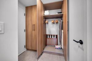 Brand New Downtown Miami Studio with Rooftop Pool