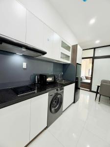 Căn hộ cao cấp 1 phòng ngủ gần cầu Rồng