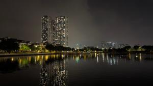 GreenStay, 2 bedroom, 2 WC, 1 living room in Vinhomes Greenbay, view Marriott Hotel