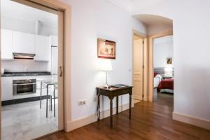 Garcia de Vinuesa Atico by Home at Homes