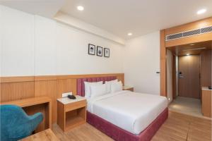 The Kalash by Lawrence hotels