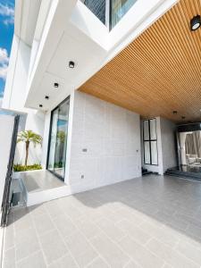 Cam Lam Signature Villa by Man