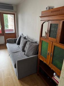 Cozy apartment - 100m beach, AC, workstation, balcony, backyard, self check-in, yoga mat