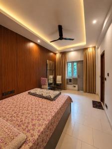 The Aurelia Retreat
