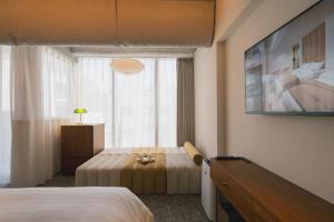 Hotel ON OFF