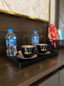 PARIS DELI HOTEL - Vạn Phúc
