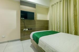 The Heartland Business Hotel