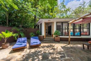 Tequila Sunrise Forest Cabana - on Diani Beach