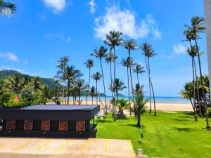 Beachfront Deluxe 1 Bedroom Apartment with Sea View, Siam Royal View, Koh Chang