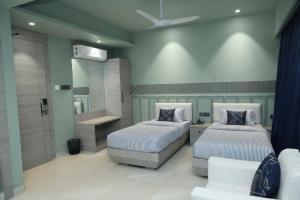 FabHotels Cevo