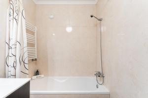 GuestReady - Charming Porto retreat with terrace