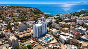 Best Western Plus Khan Hotel