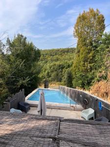 Maison en Pierre pour 12 personnes avec piscine