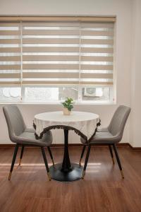 Soft Stay - Spacious - Quiet 1 Bedroom - West Lake
