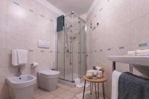 Exclusive penthouse with jacuzzi and sea views