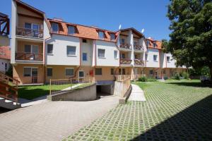 Zoli Apartmanok-Timi Kölcsey 34-36