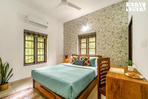 StayVista at Bougainville with Pool, BBQ