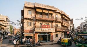 Delhi Add Stays