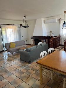 Faidras House 1
