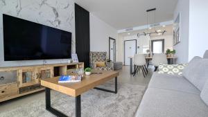 SUNSET SAILORS prestige apartment