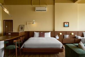 Mustard Room - Studio 2 giường King, view hoàng hôn - miễn phí gym và hồ bơi
