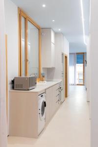 Apartment in the port with solarium and pool